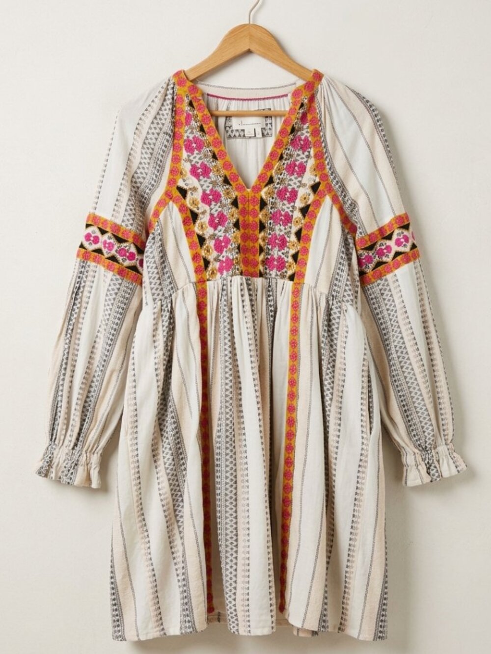 Anthropologie Embroidered Boho Mini Dress Small Long Sleeve Cream
